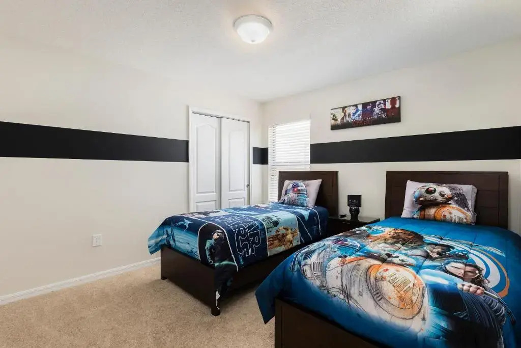Luxury 6BR Villa in Windsor at Westside Resort