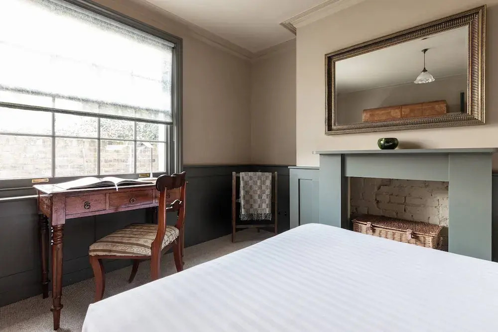 Northchurch Terrace by Onefinestay