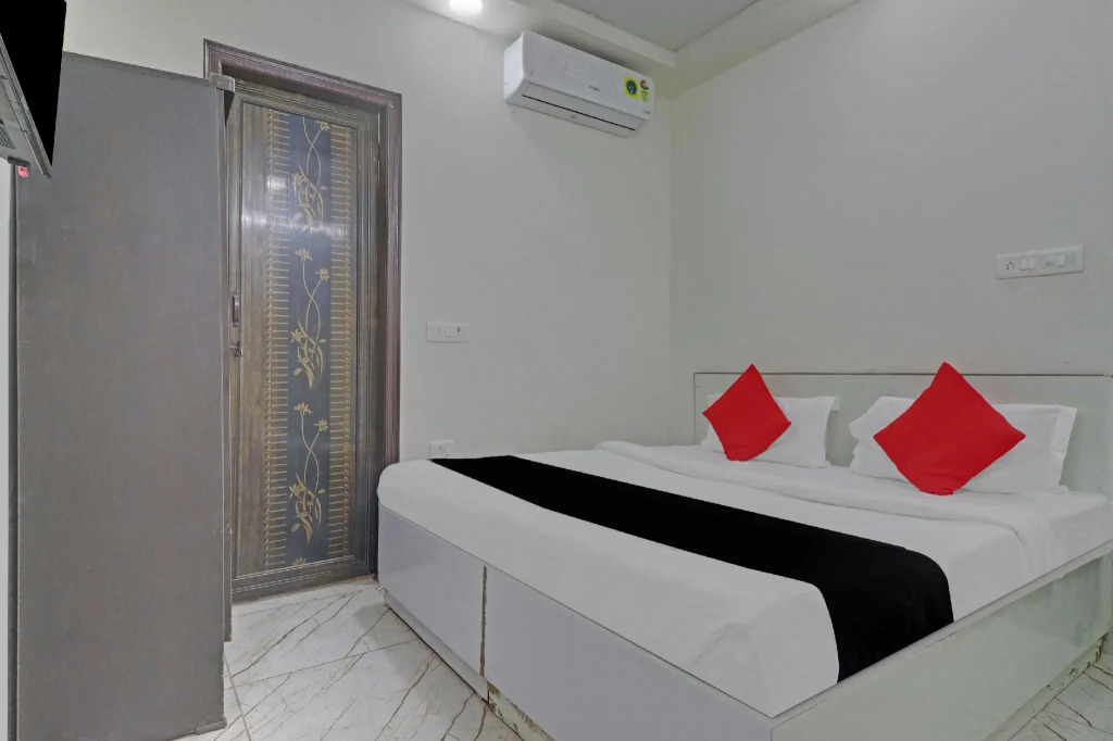 Capital O 80264 Hotel Park Way