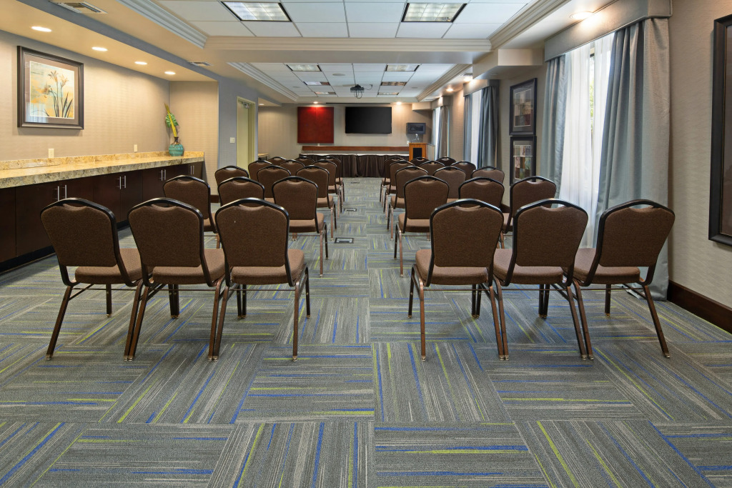 Hampton Inn Visalia