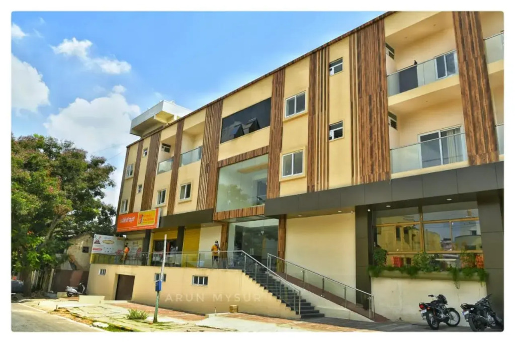 Sai Vihaar Inn & Suites