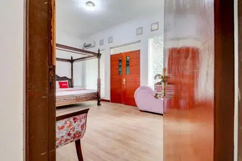 OYO 90712 Wisma Acidalia Syariah