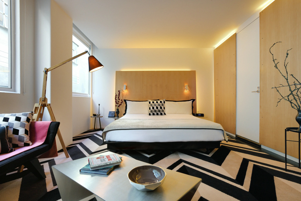 Adelphi Hotel