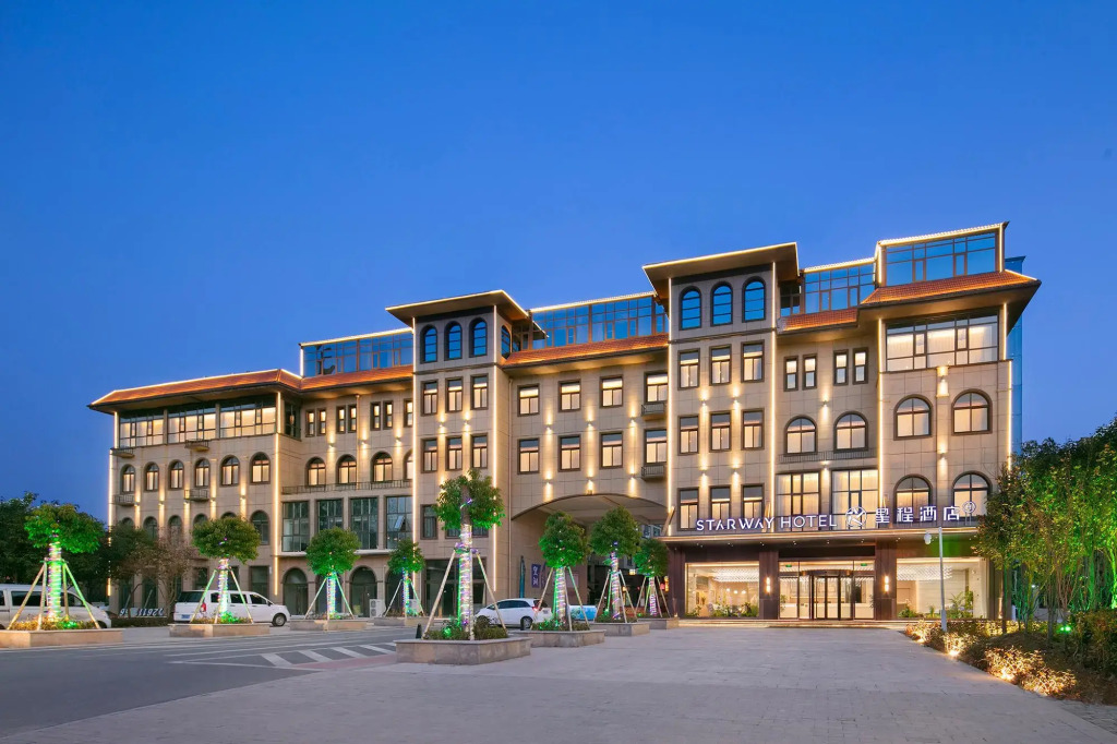 Starway Hotel Lankao Wanghu