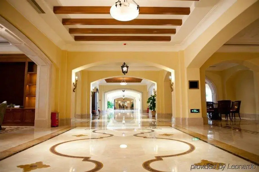 MayLand Resort
