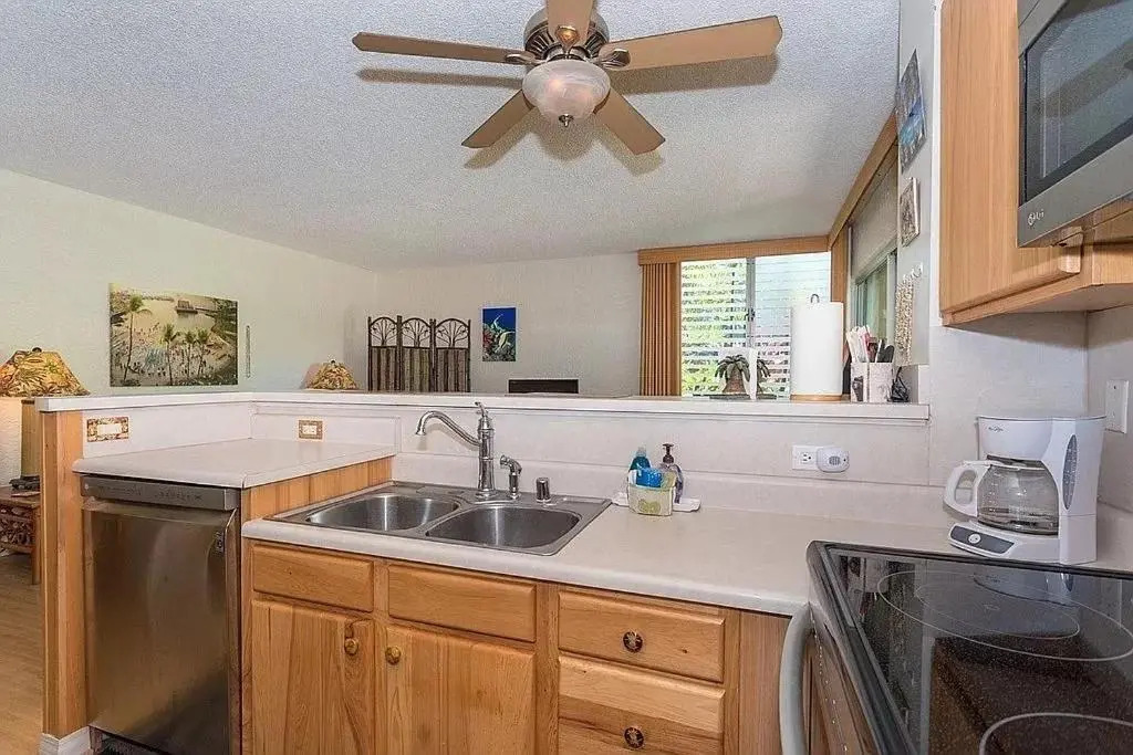 Enjoy the sunset at OCEAN FRONT 1BR Apartment - pool on site