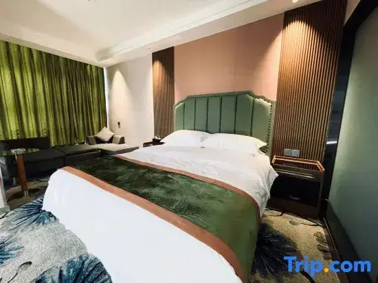 Urumgi Jinsha Bao Hotel (International GrandBazaar)