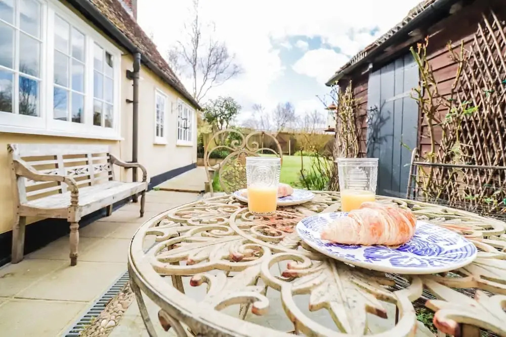 Charming Period Cottage With Free Wifi