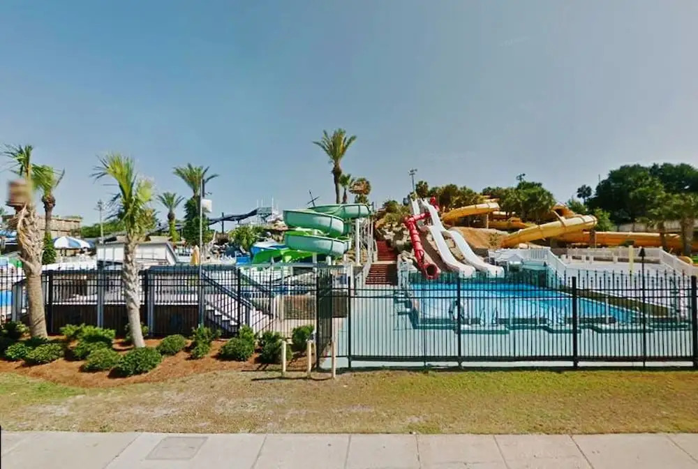 Holiday Surf and Racquet Club 711
