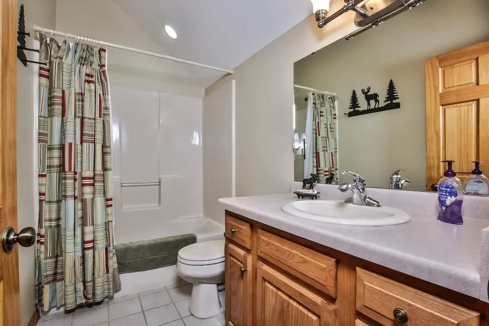 Sandy Shores - 4 Br Home