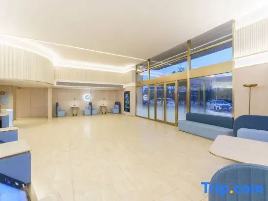 HanTing Hotel (Dalian Jinshitan Light Rail Station Discoveryland)