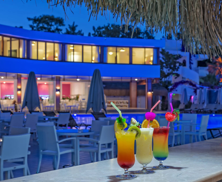 Bendis Beach Hotel