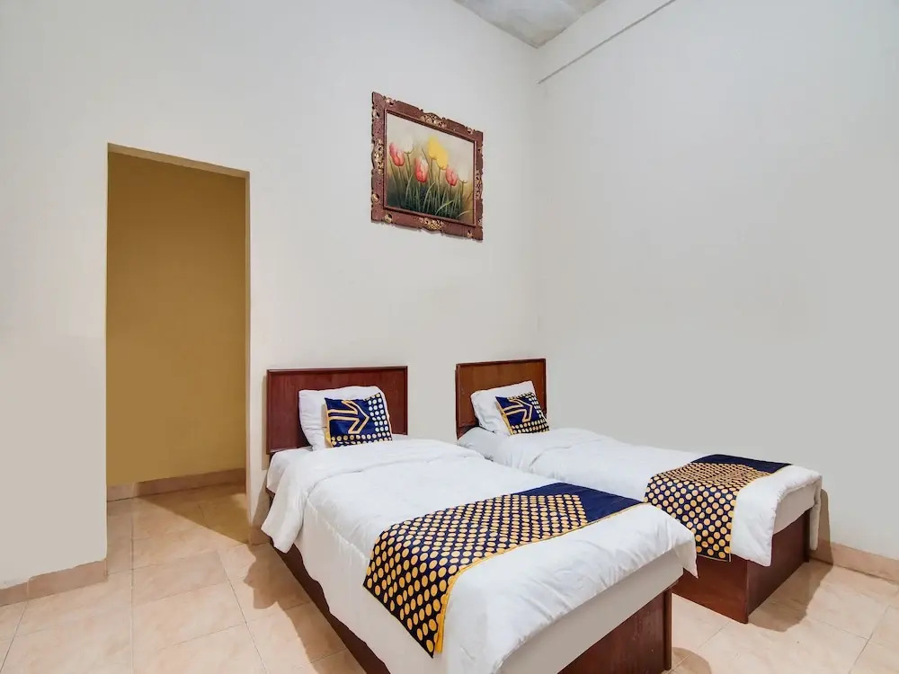 OYO 92024 Green Hotel