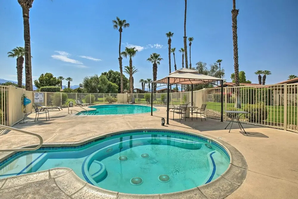 2 Mi to Coachella: Indio Home w/ Fire Pit!