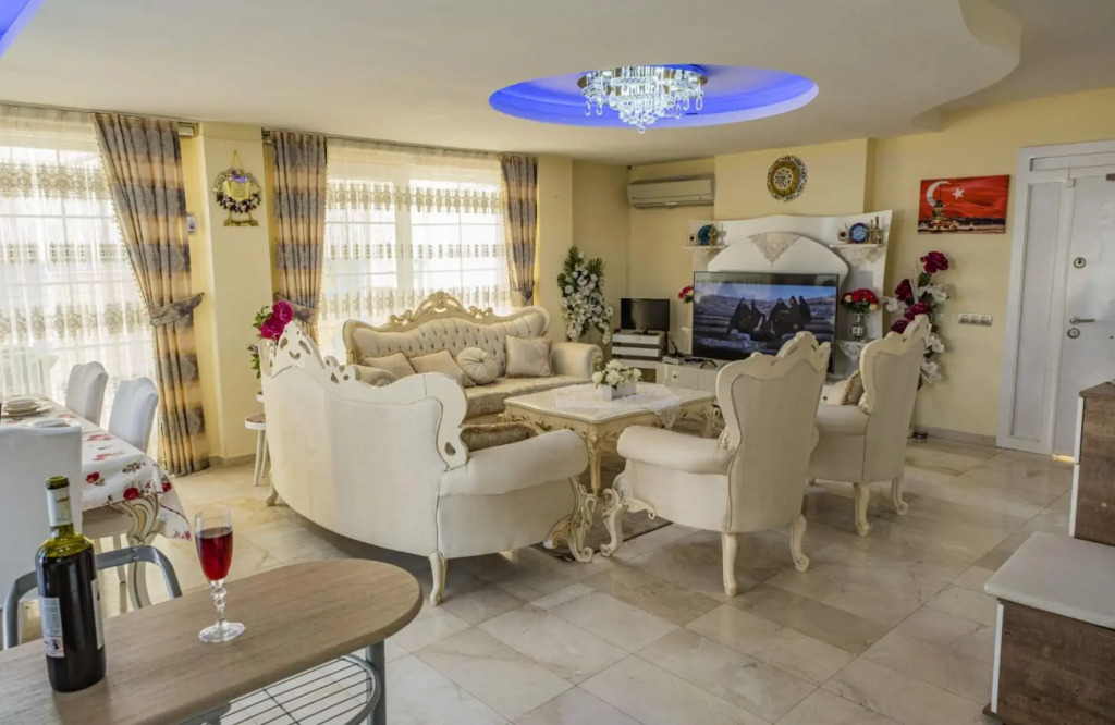 Splendid Villa with Private Pool in Antalya