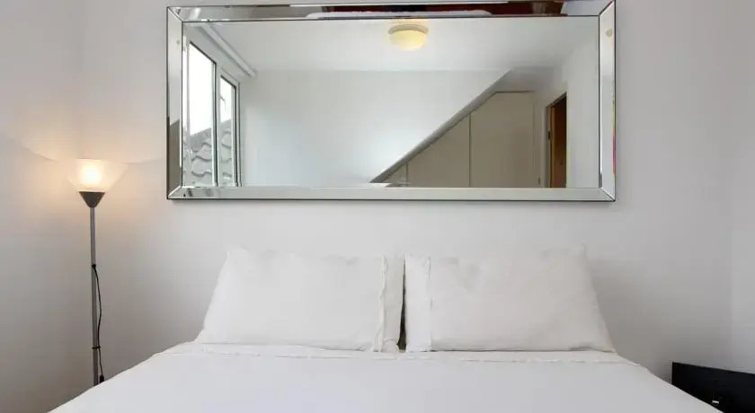 Wimbledon Sports Apartment