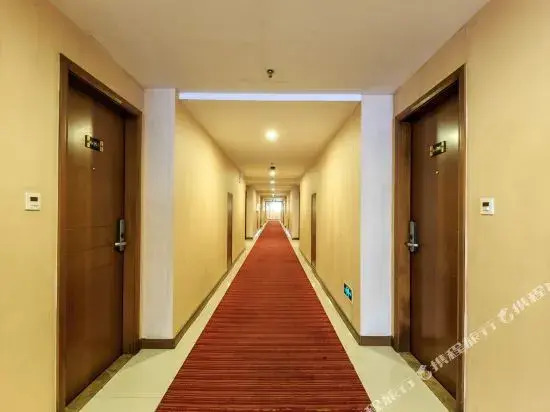 Yangjiang Fangyuan Business Hotel