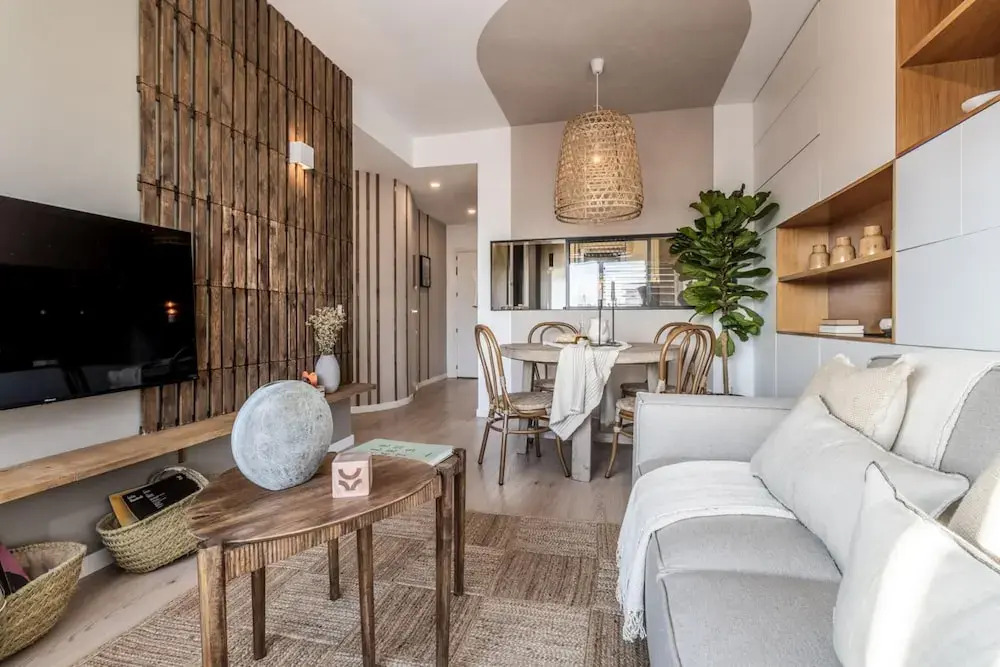 Monda - 2 Bedrooms and Terrace in Goya