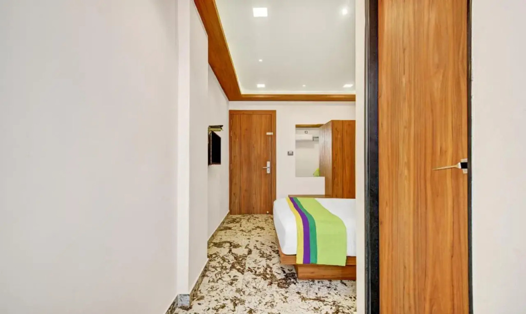 Itsy Hotels ShreyS Inn Mallandur Road