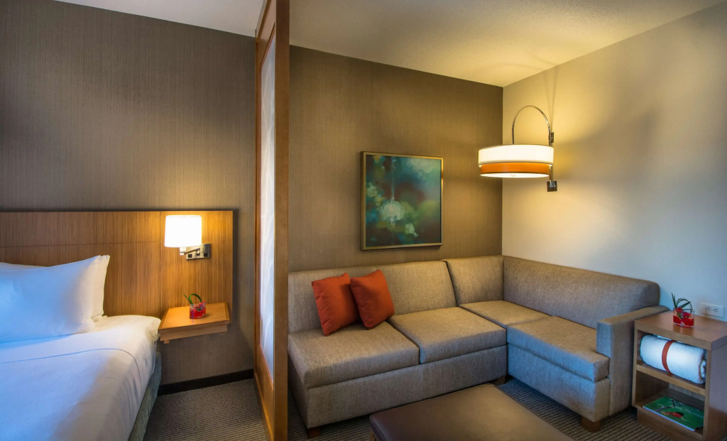 Hyatt Place Baltimore Inner Harbor