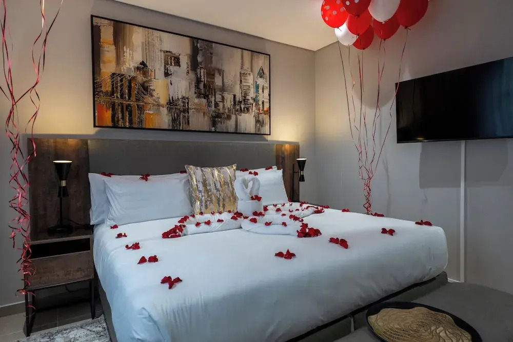 Lux Leisure Apartment Hotel Sandton