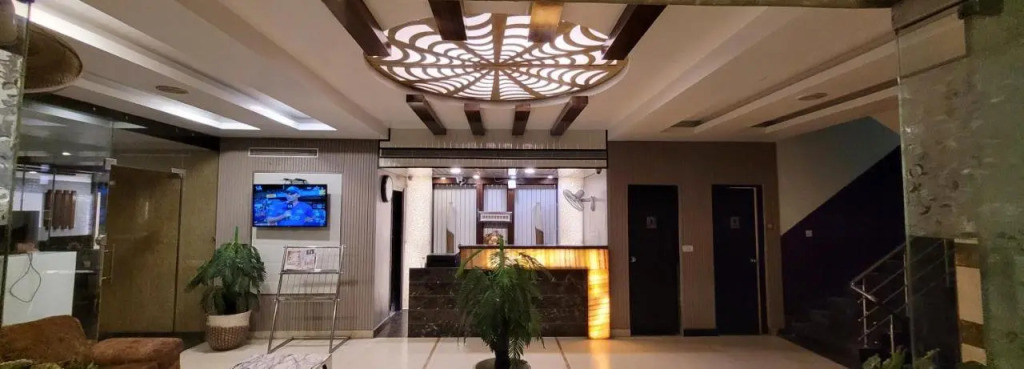 Hotel Cosmos