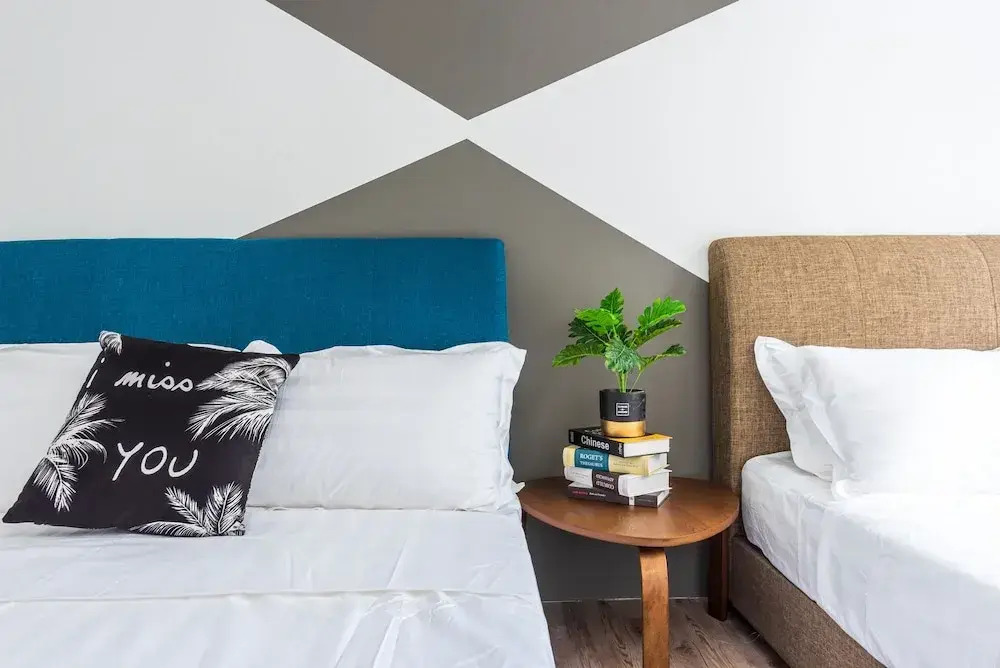 10PAX Homestay With Netflix at Cyberjaya