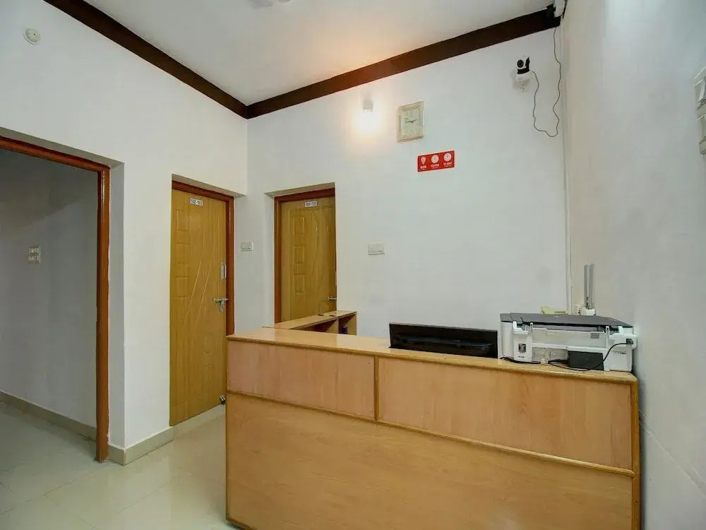 OYO 15257 Ananda Inn