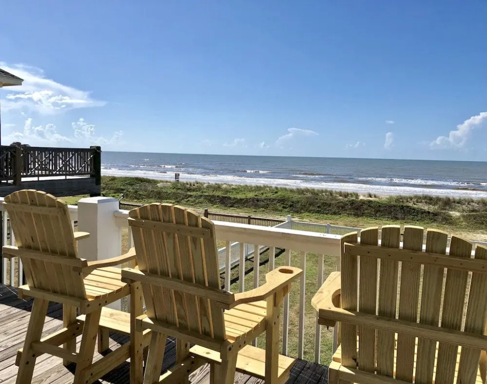 Moby Deck by RedAwning