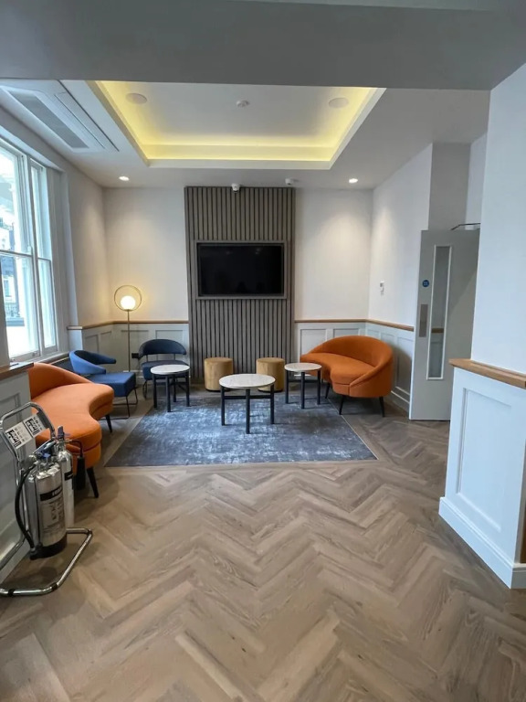Four Points Flex By Sheraton London Victoria
