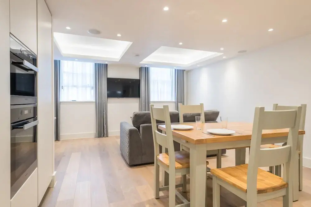 Luxurious Apartment by Richmond Park