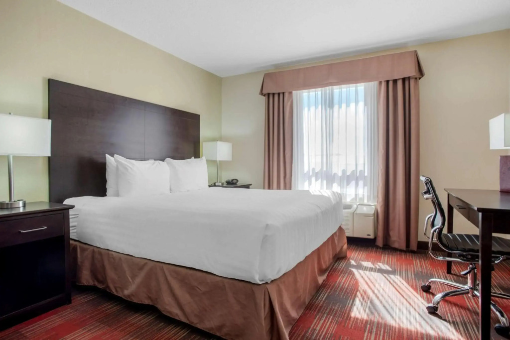 Best Western Plus Red Deer Inn & Suite