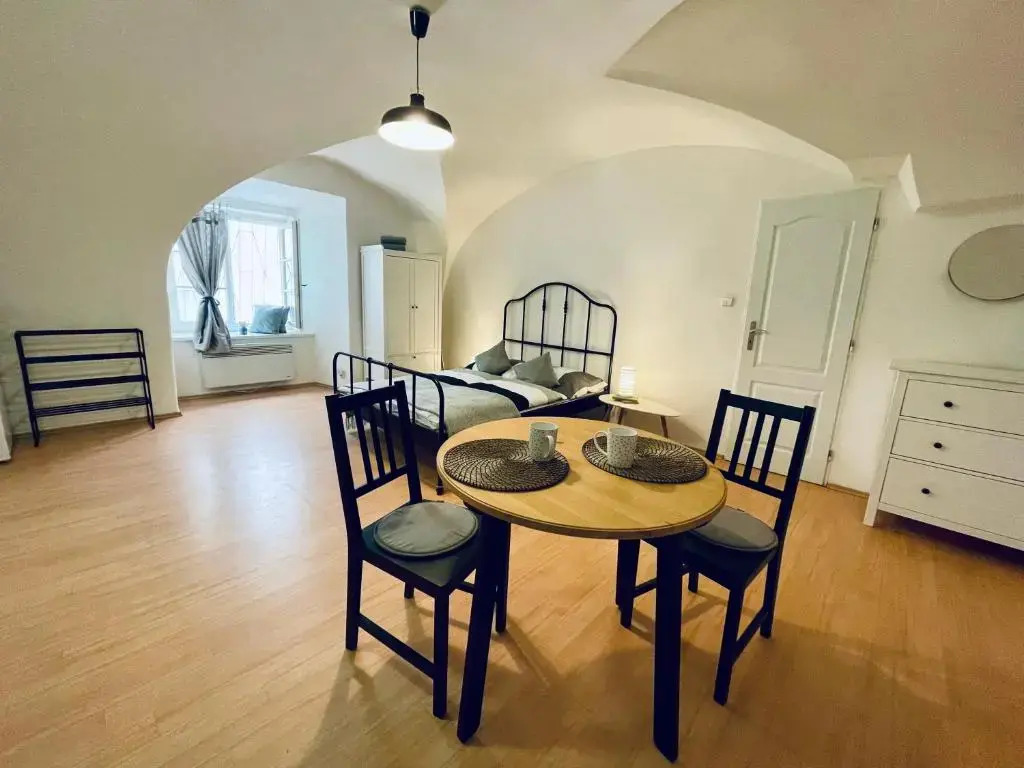 Studio Nicolas II Prague