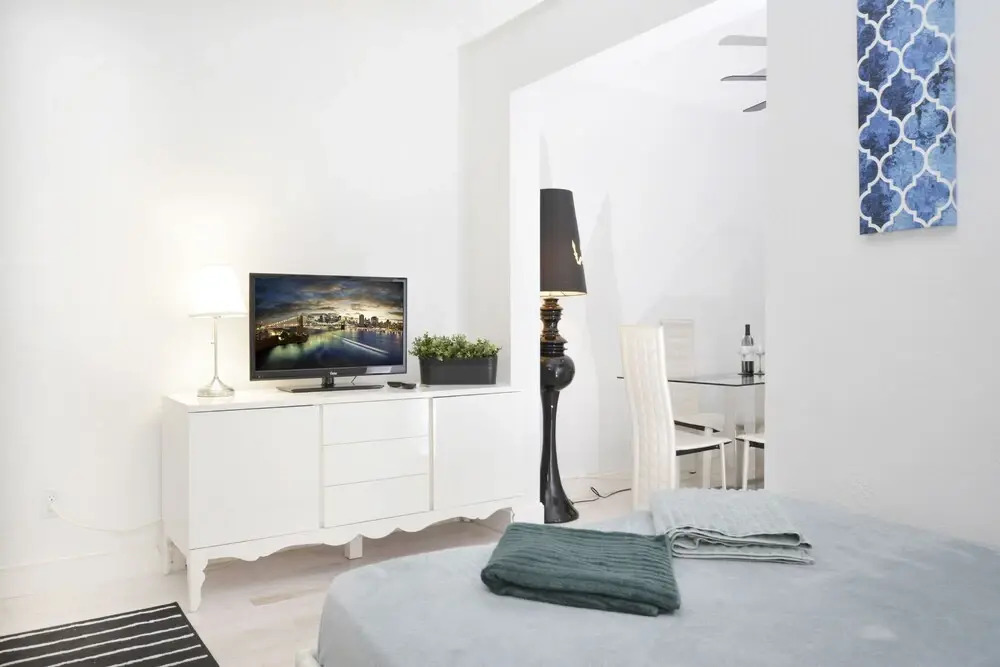 761 South Beach Apartments