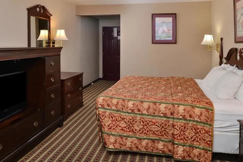 Days Inn And Suites Warsaw