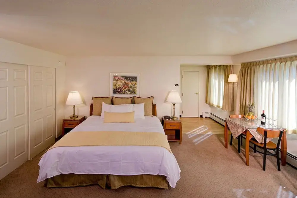 Anchorage Grand Hotel