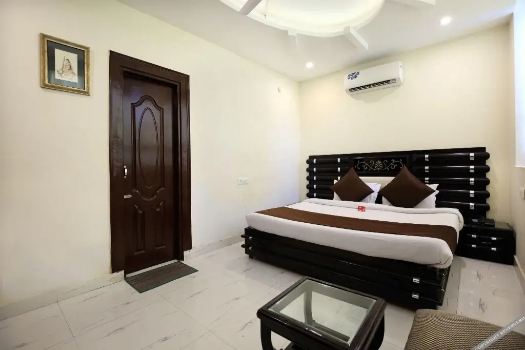 Hotel Baj Celebration By OYO Rooms