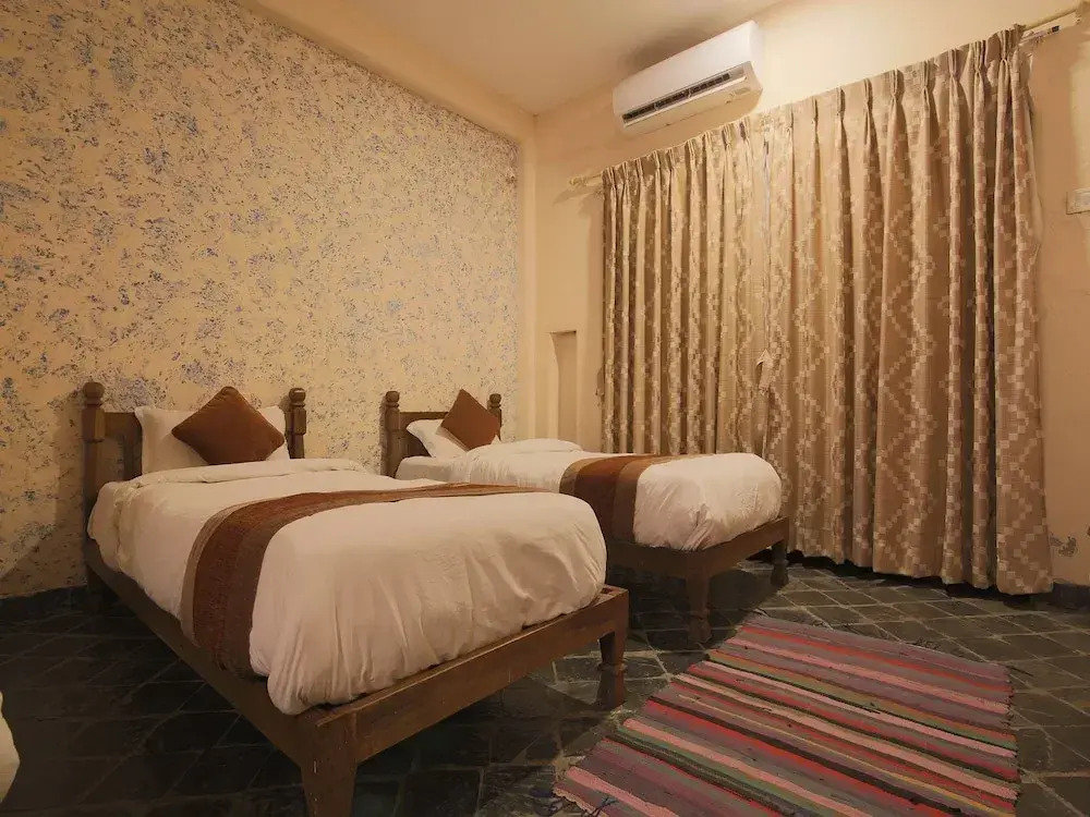 Oyo 355 River Park International Resort