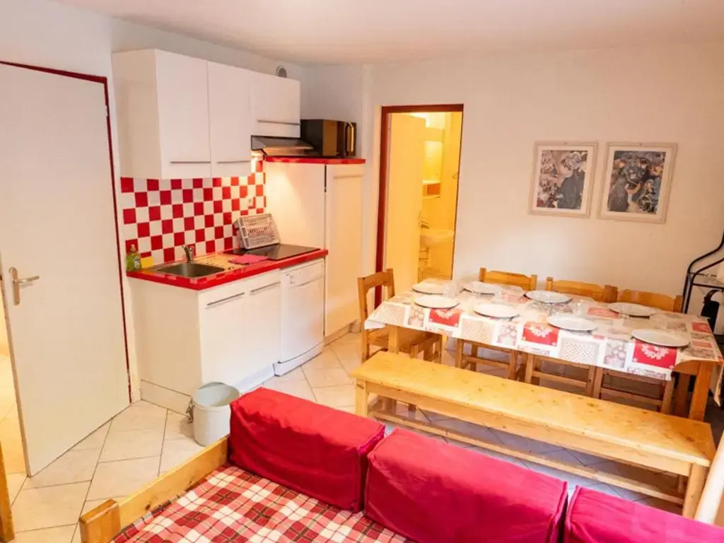 Appartement Valfréjus, 4 pièces, 10 personnes - FR-1-468-64