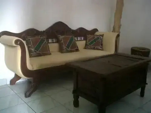 Queen Homestay