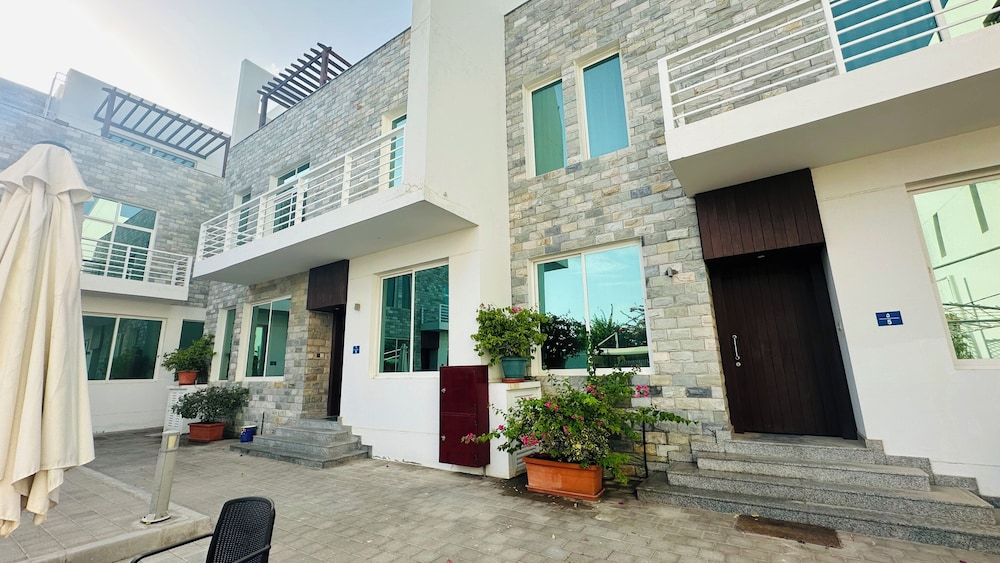 Azaiba Villas