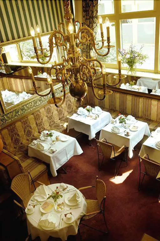 Rembrandtplein Bed & Breakfast