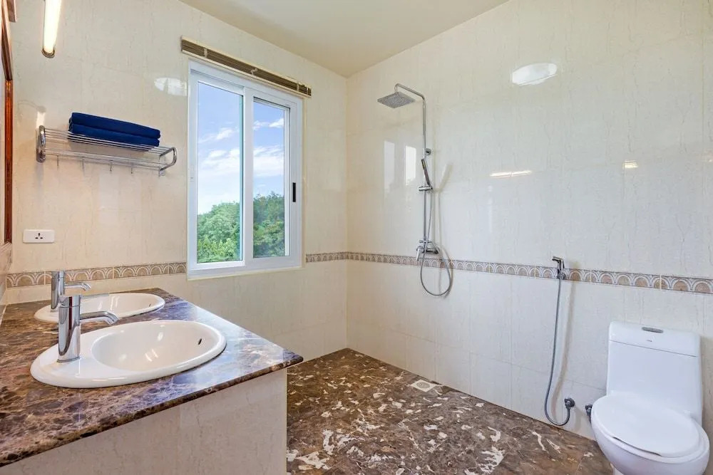 Villa Bright Star