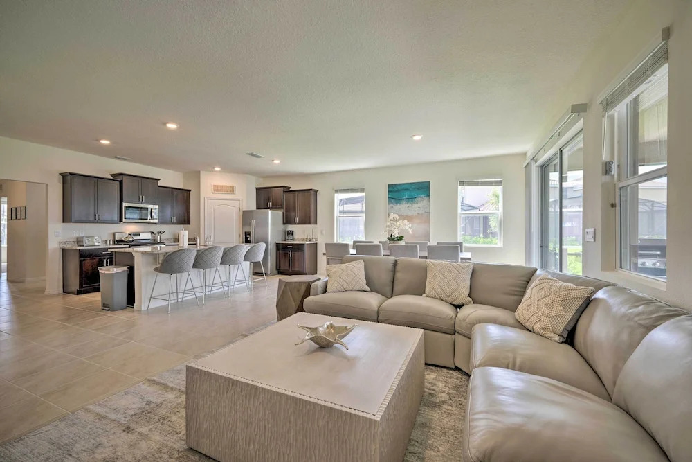 Private Pool & Resort Perks: Home in Davenport