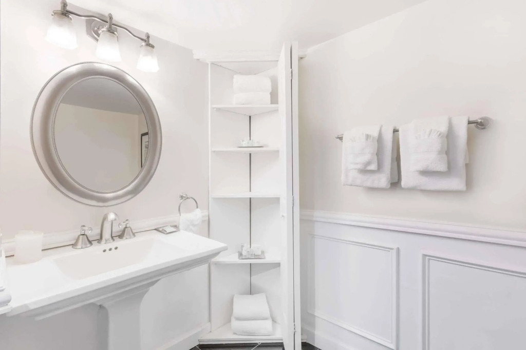 Clarion Hotel and Suites