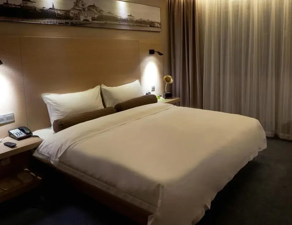 Zhengzhou Weilaiyiju Hotel