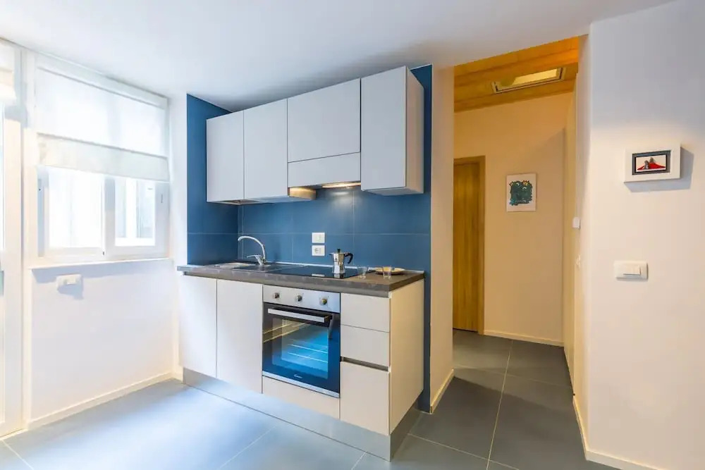 White&Blue Apartment at Sanità  by Wonderful Italy