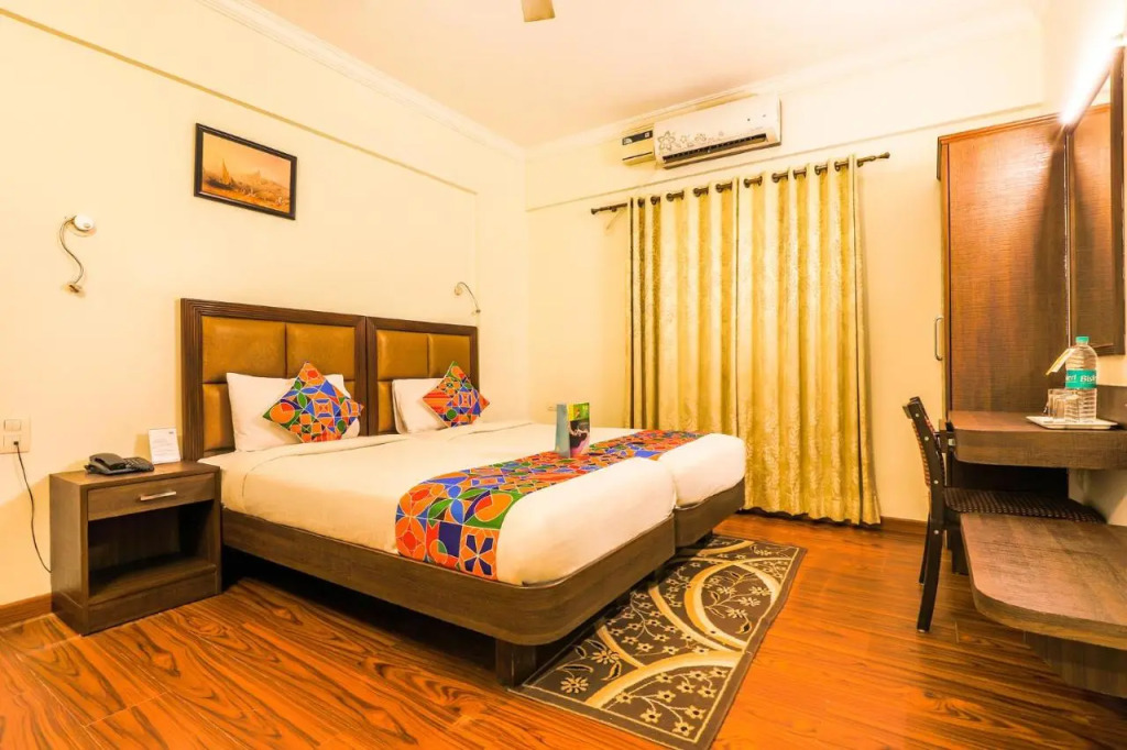 Fabhotel Sri Krishna Suites
