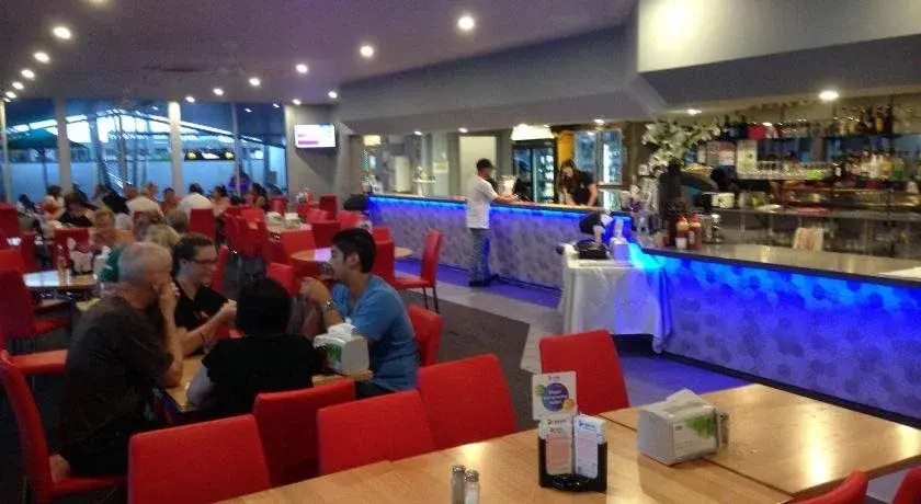 Australian Hotel