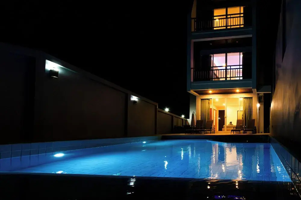 Sea View Front&Back Pool Near Beach V240
